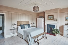 6ixteen Country - manor house country scandi garden modern woodpanelling  - thumbnail