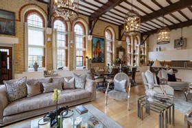 The Abbey - Beams period Gothic fireplace Wood Panelling Opulent - thumbnail