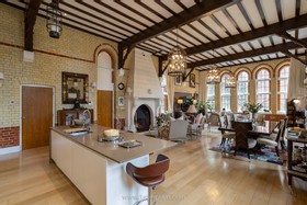 The Abbey - Beams period Gothic fireplace Wood Panelling Opulent - thumbnail