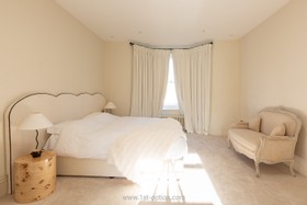 Alabaster Row - thumbnail