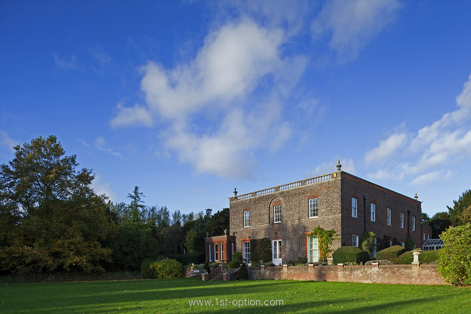 Arbor Shoot Location Hertfordshire 1st Option