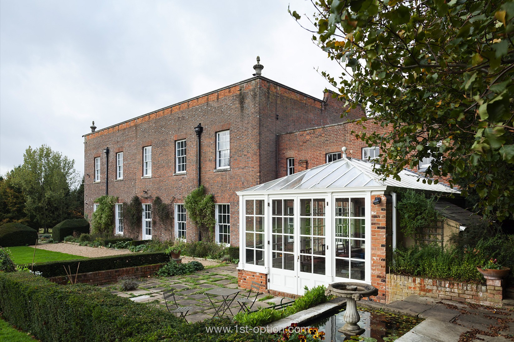 Arbor Shoot Location Hertfordshire 1st Option