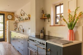 Bengeo - victorian cottage hertfordshire period family home navy kitchens - thumbnail