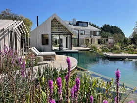 Bosham - Swimming pool Grand designs Modern house Unique spaces Minimalistic  Eco house  - thumbnail