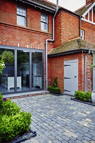 Brockenhurst - thumbnail