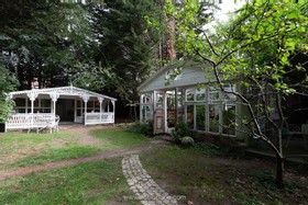 Bromley House - thumbnail