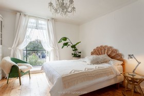 Bromley House - thumbnail