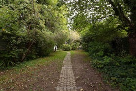 Bromley House - thumbnail