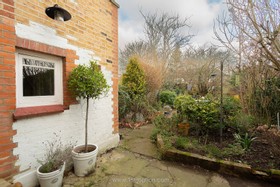Camille - period property - thumbnail