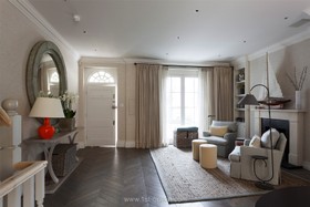 Chelsea House - thumbnail