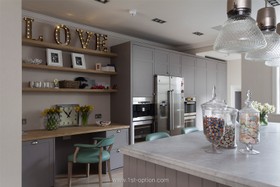 Chelsea House - thumbnail