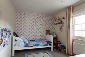 Chelsea House - thumbnail