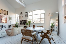 Coppola Loft - loft apartment dalston crittal windows warehouse conversion instagramable location marble - thumbnail