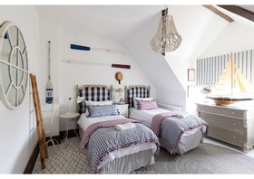 Crab Quay - thumbnail