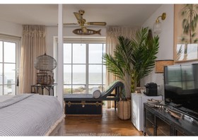 Crab Quay - thumbnail