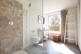 Dockhouse - thumbnail