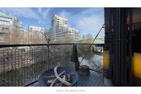 Dog Factory - loft apartment - thumbnail