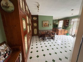 Donnington - thumbnail