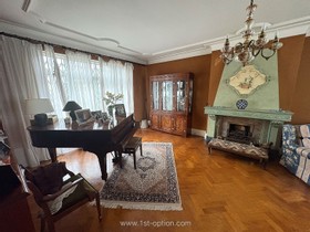 Donnington - thumbnail