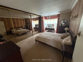 Donnington - thumbnail