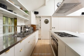 Eero - thumbnail