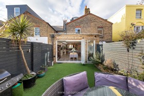 Estuary - house family home modern regal classic pale beige large garden grey London property - thumbnail