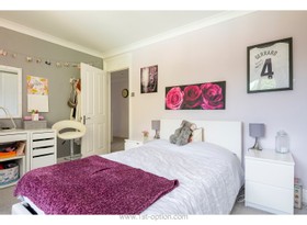 Fuchsia - aga - thumbnail
