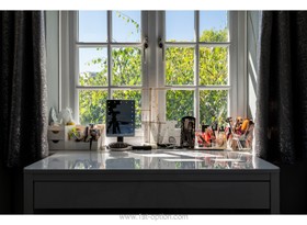 Fuchsia - aga - thumbnail