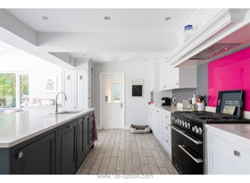 Fuchsia - aga - thumbnail