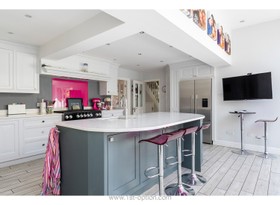 Fuchsia - aga - thumbnail