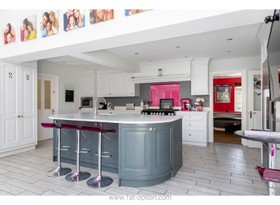 Fuchsia - aga - thumbnail