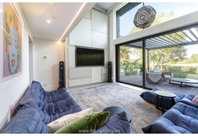 Gala - wood panelling - thumbnail