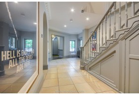 Garnon - kitchen island fireplace wooden flooring landscaped garden marble four post bed period features - thumbnail