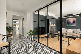 Geo - modern - thumbnail