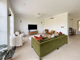 Glebe - thumbnail