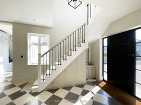 Glebe - thumbnail