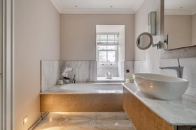 Guy - gym - thumbnail