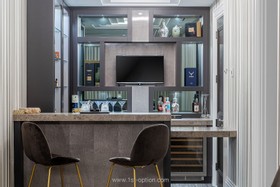 Guy - gym - thumbnail