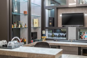 Guy - gym - thumbnail