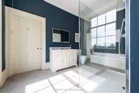 Hadlow - thumbnail