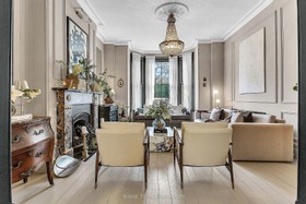 Harlequin - thumbnail