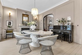 Harlequin - thumbnail