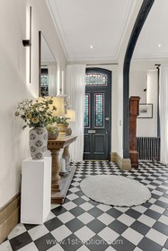 Harlequin - thumbnail