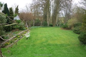 Harlow Garden - thumbnail