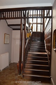 Henley House - Elizabethan manor house - thumbnail