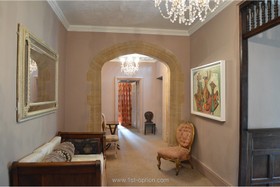 Henley House - Elizabethan manor house - thumbnail