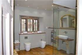 Henley House - Elizabethan manor house - thumbnail