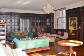 Henley House - Elizabethan manor house - thumbnail