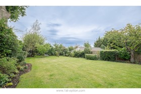 High Barnet - art deco shoot location filming house photography studio luxury home mansion modern contemporary - thumbnail