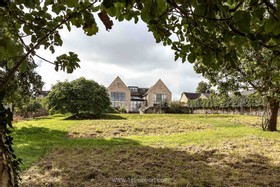 Highfield - Country Home - thumbnail